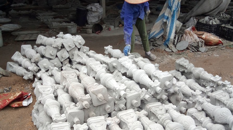 Con Tiện Bê Tông Lan Can - Hoa Văn Bê Tông